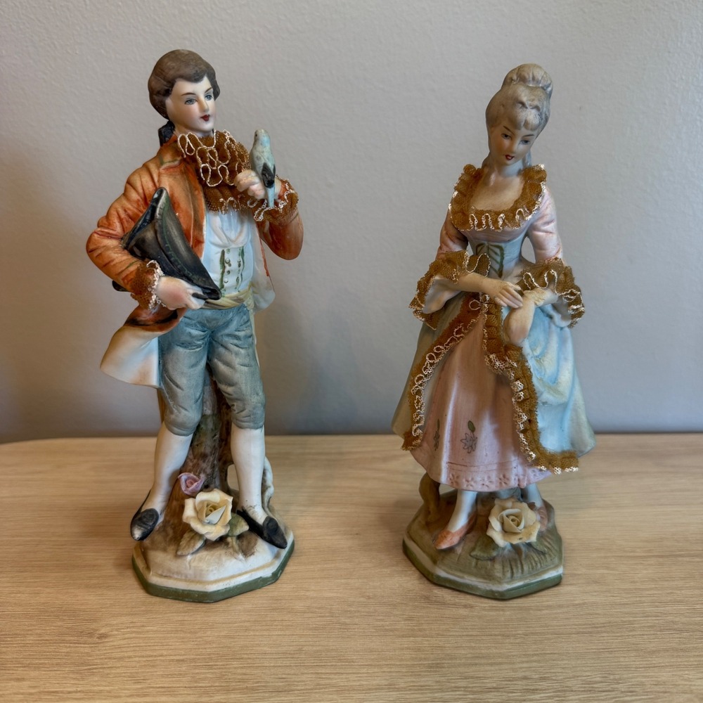 Vintage Norleans Japan Porcelain Colonial Couple Figurines Set of 2 Gold Trim